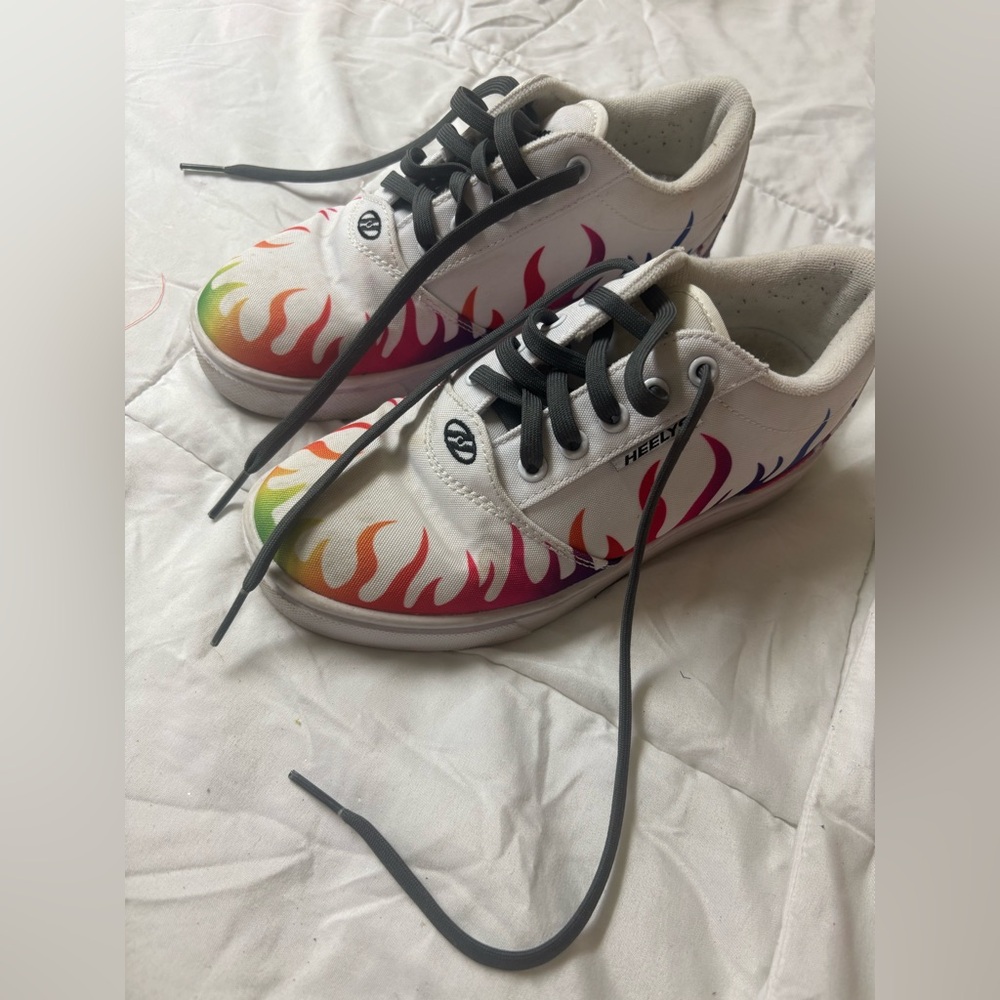 Heelys Skate Shoes with Colorful Flames Design